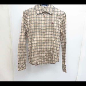 Burberry button uo